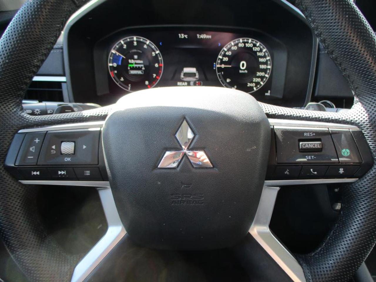 2023 Mitsubishi Outlander GT S-AWC Photo