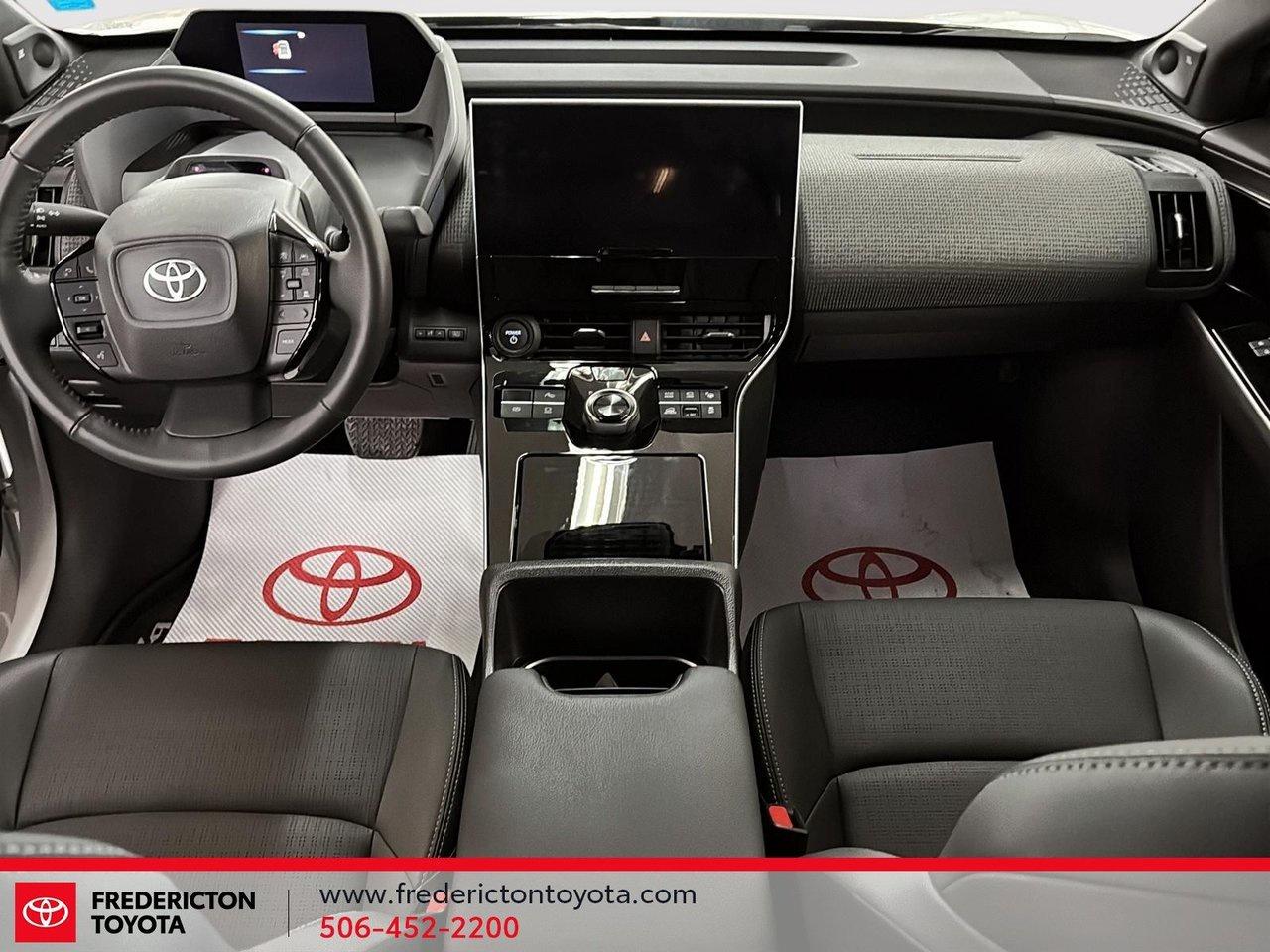 2025 Toyota bZ4X XLE TECH. PACKAGE Photo