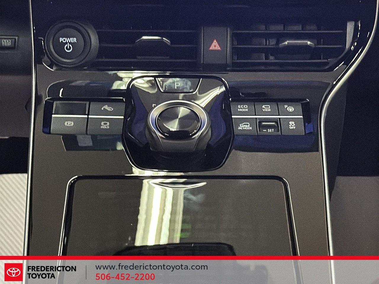 2025 Toyota bZ4X XLE TECH. PACKAGE Photo