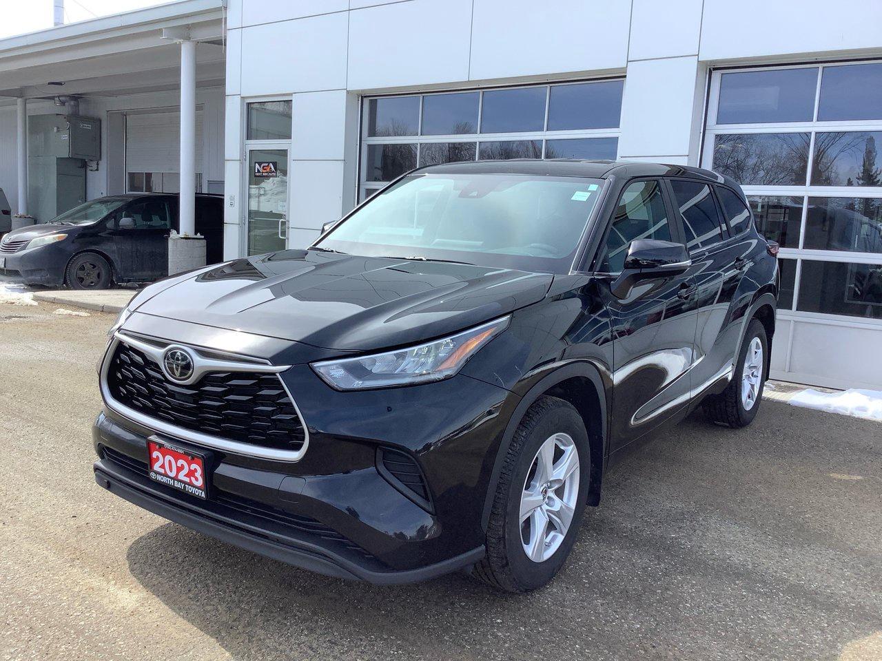 2023 Toyota Highlander  Photo0