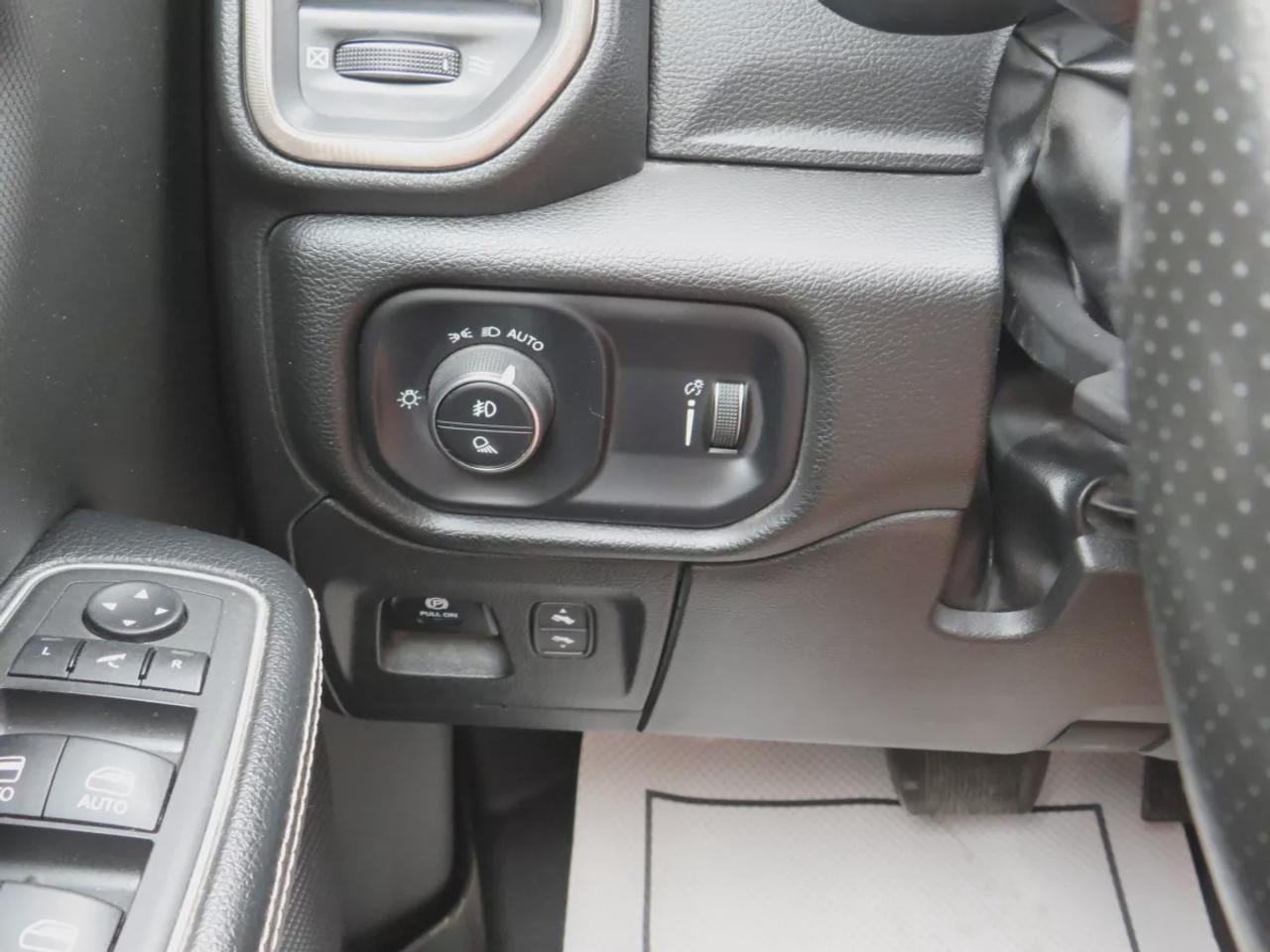 2023 RAM 1500 Sport | One Owner | Clean Title | No Accidents | Running Boards | Trailer Hitch | Leather Trim | Push Button Start | Photo