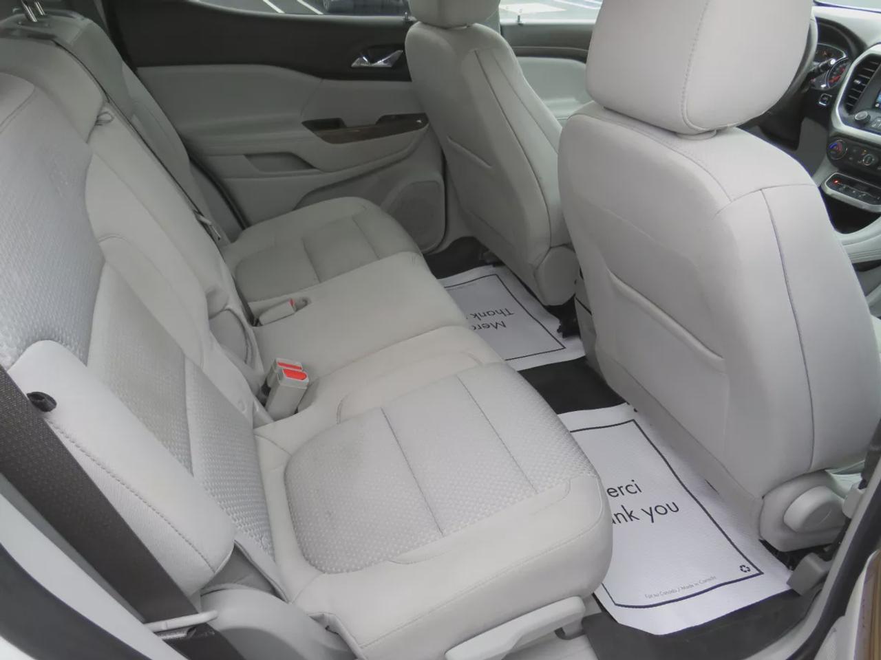 2023 GMC Acadia SLE | Clean Title | No Accidents | AWD | 6 Passenger | Alloy Rims | Navigation | Remote Start | Lane Assist | Photo