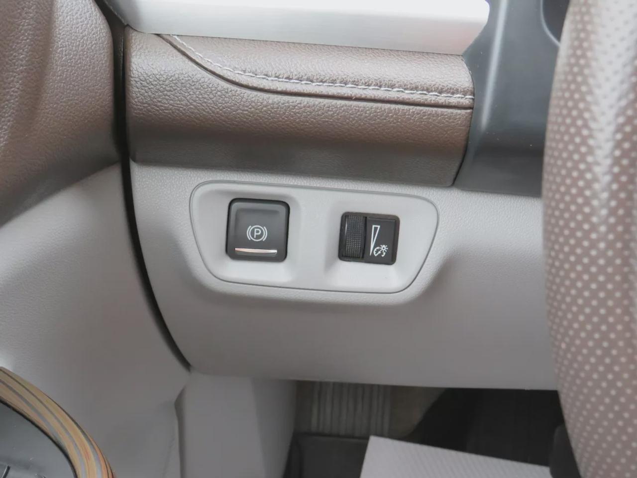 2023 GMC Acadia SLE | Clean Title | No Accidents | AWD | 6 Passenger | Alloy Rims | Navigation | Remote Start | Lane Assist | Photo