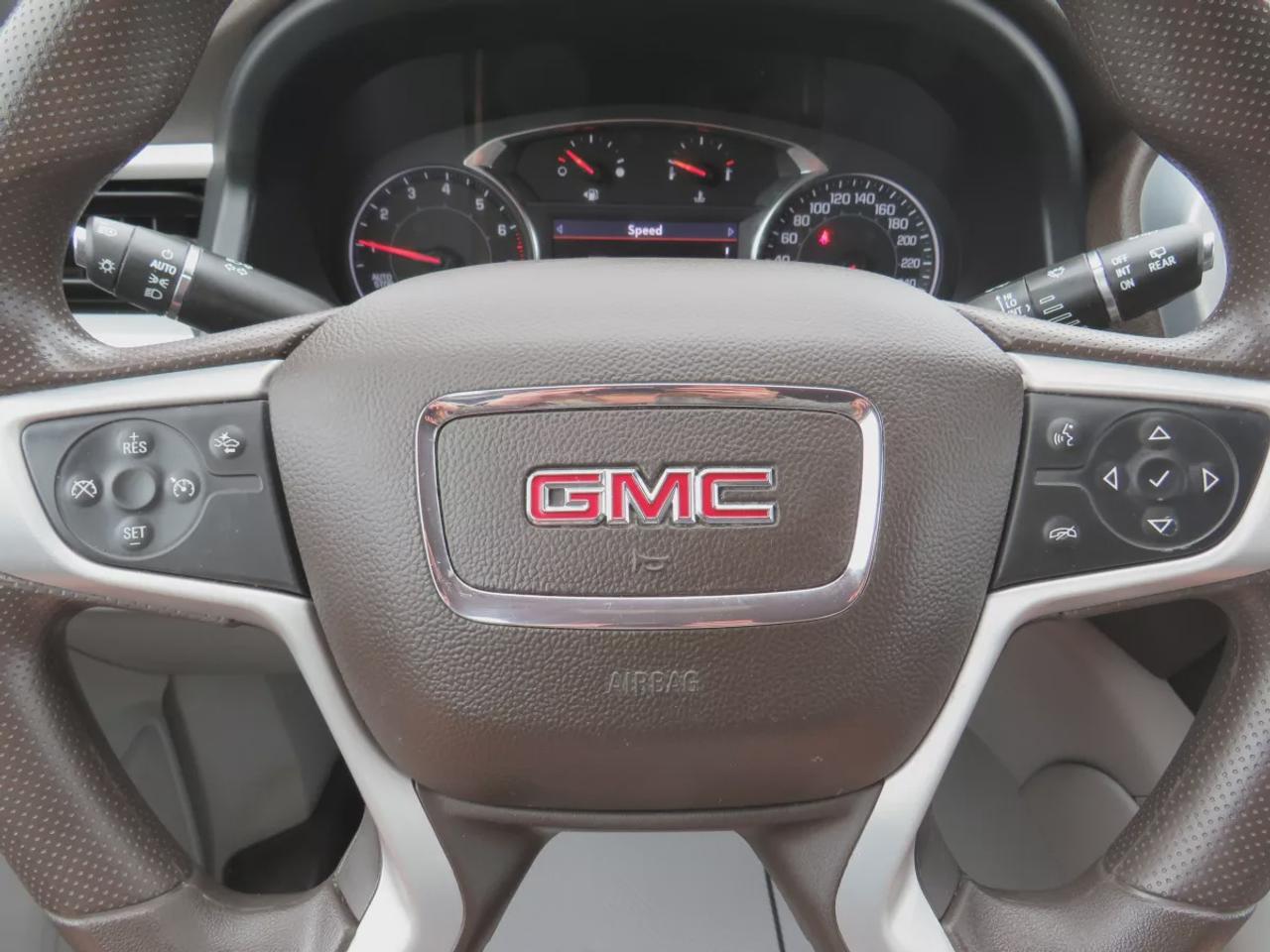 2023 GMC Acadia SLE | Clean Title | No Accidents | AWD | 6 Passenger | Alloy Rims | Navigation | Remote Start | Lane Assist | Photo