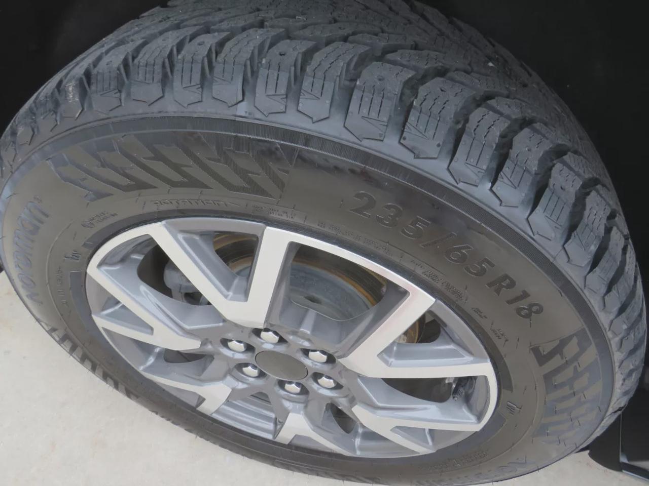 2023 GMC Acadia SLE | Clean Title | No Accidents | AWD | 6 Passenger | Alloy Rims | Navigation | Remote Start | Lane Assist | Photo