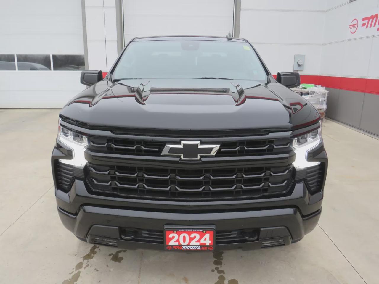 2024 Chevrolet Silverado 1500 RST | One Owner | Clean Title No Accidents | Trailer Hitch | Tints | Rempte Start | Reverse Camera | Heated Seats Photo