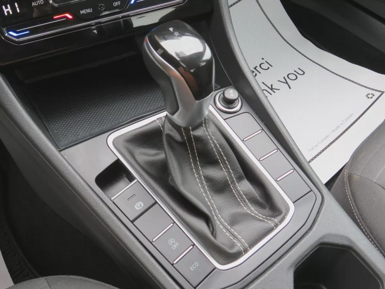 2025 Volkswagen Jetta Trendline | Clean Title No Accidents | Alloy Rims | Heated Seats | Dual Climate Control | Digital Touchscreen | Reverse Camera | Photo