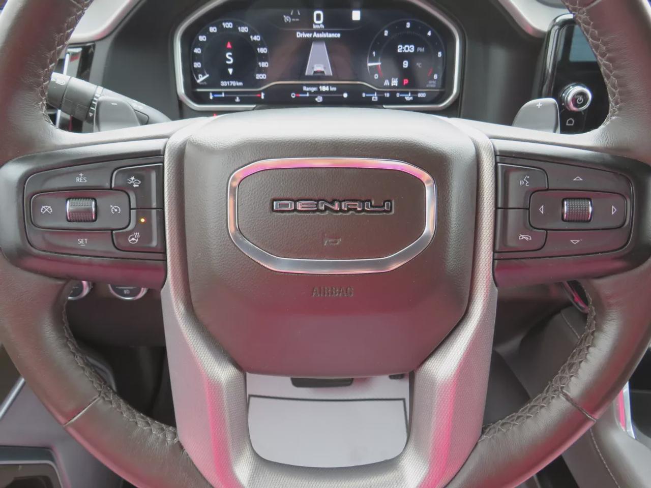 2023 GMC Sierra 1500 Denali | 4WD | Running Boards | Tonneau Cover | Trailer Hitch | Front Tow Hooks | Leather | Sunroof | Navigation | Photo