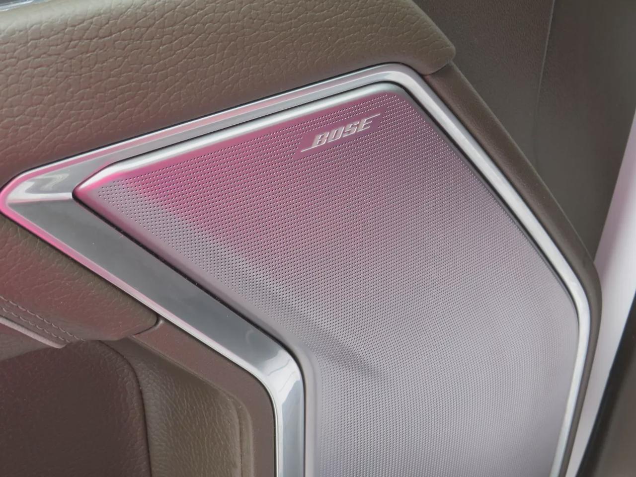 2023 GMC Sierra 1500 Denali | 4WD | Running Boards | Tonneau Cover | Trailer Hitch | Front Tow Hooks | Leather | Sunroof | Navigation | Photo