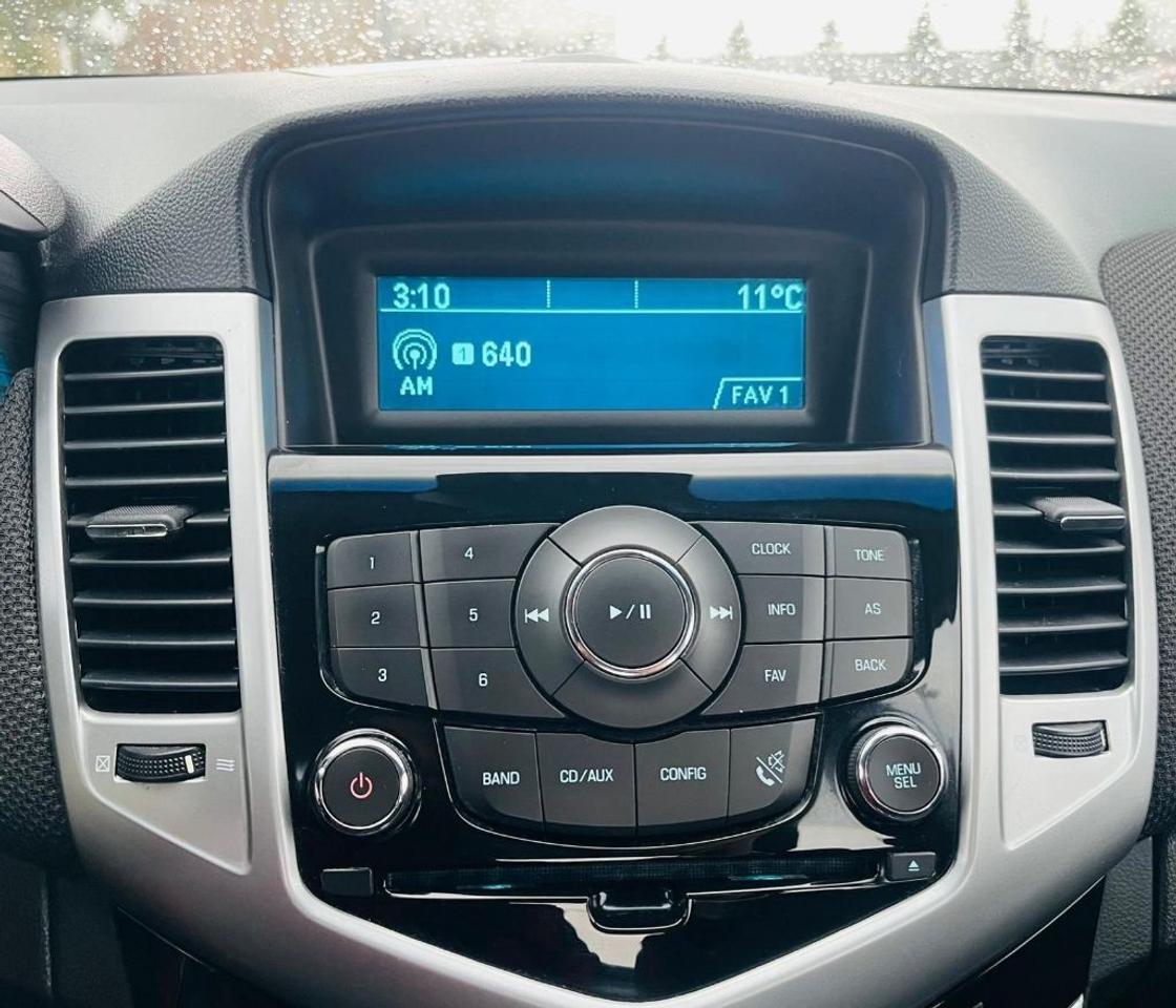 2012 Chevrolet Cruze 4dr Sedan Eco w/1SA Photo