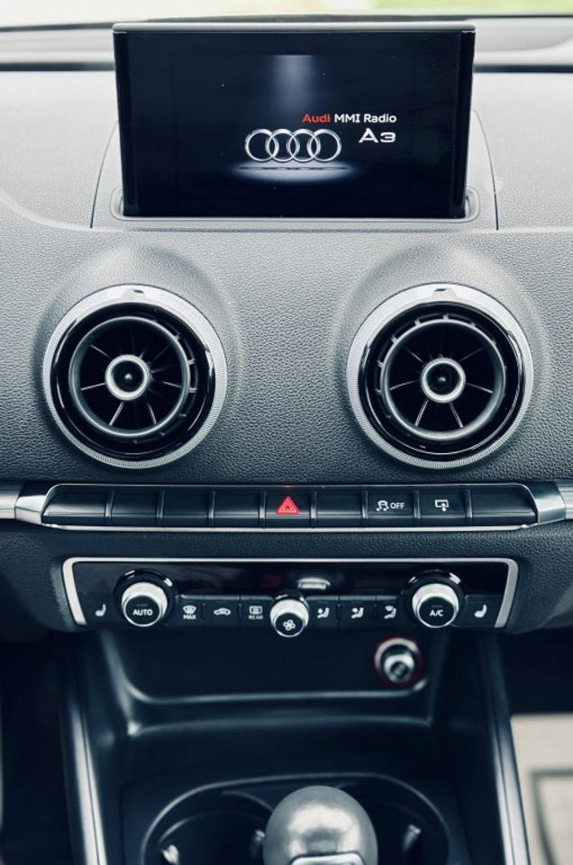 2015 Audi A3 2.0T quattro Progressiv Sedan AWD Photo