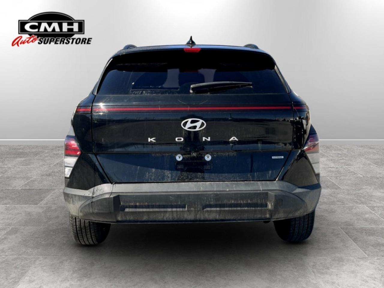 2024 Hyundai KONA PREFERRED FWD Photo4