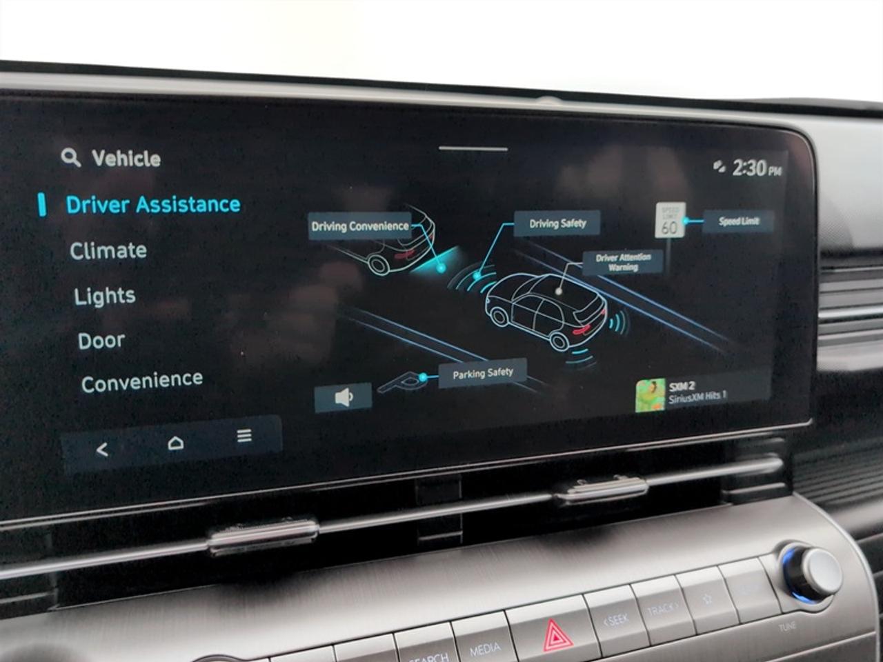 2024 Hyundai KONA Preferred FWD  **APPLE CP - HTD SW** Photo