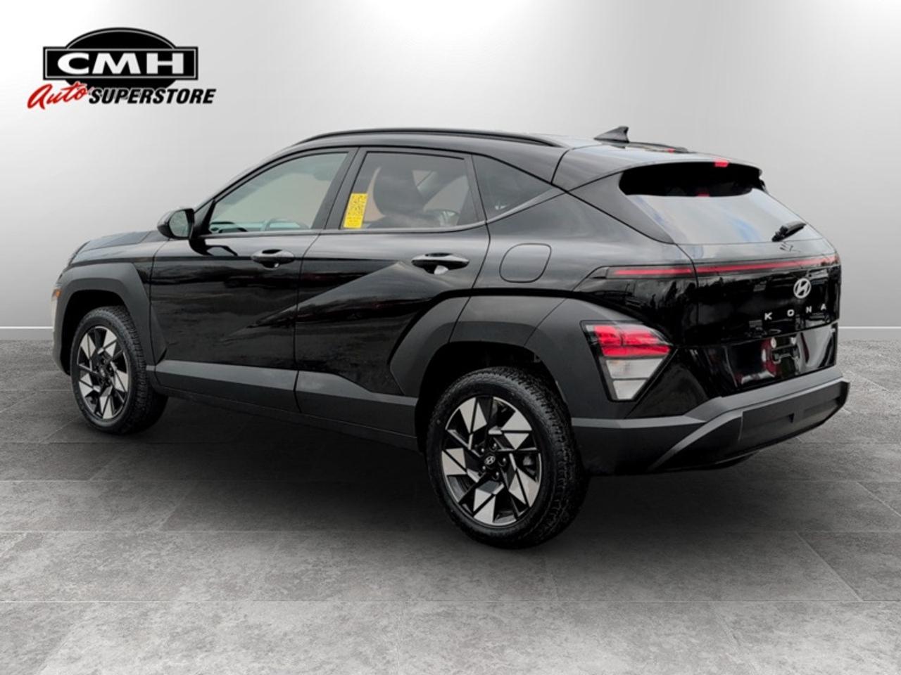 2024 Hyundai KONA Preferred FWD  **APPLE CP - HTD SW** Photo