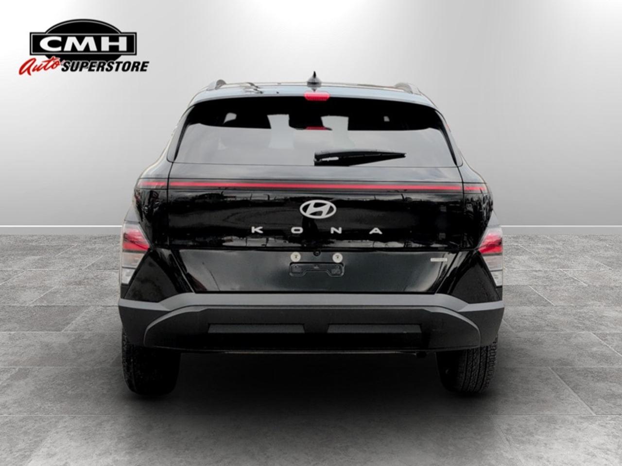 2024 Hyundai KONA Preferred FWD  **APPLE CP - HTD SW** Photo2