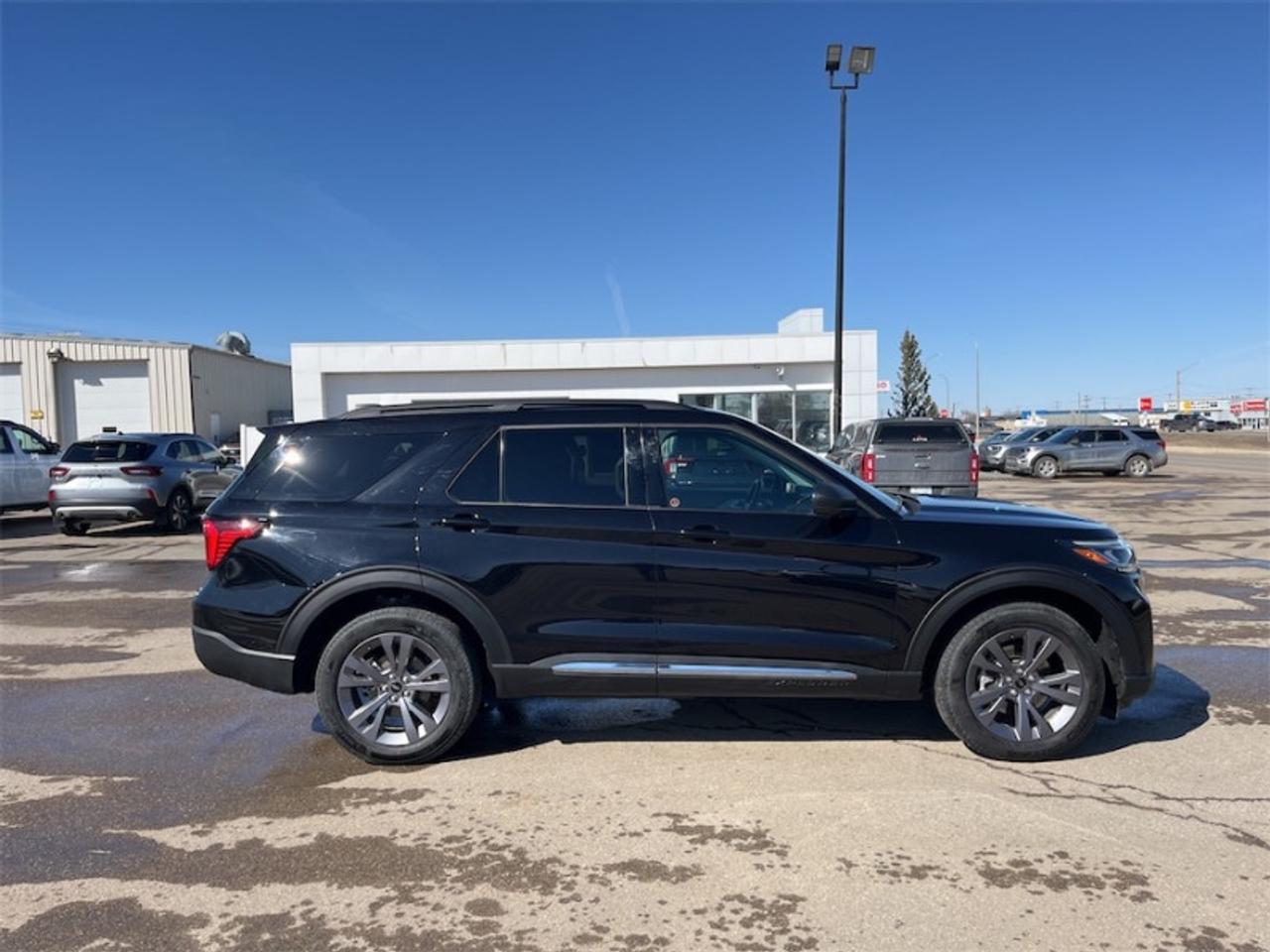 2025 Ford Explorer Active  - Heated Seats - Low Mileage Photo1
