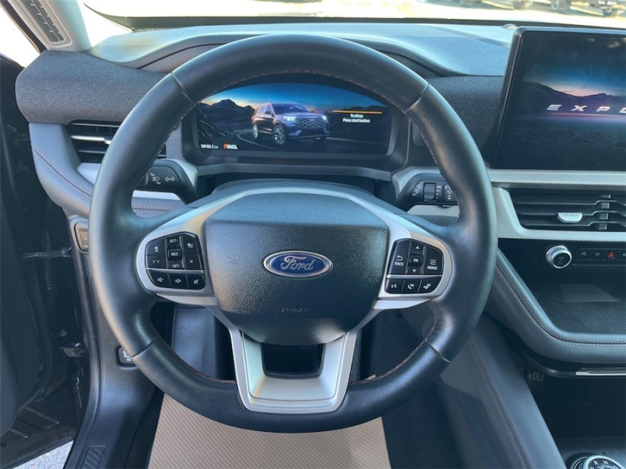 2025 Ford Explorer Active  - Heated Seats - Low Mileage Photo5