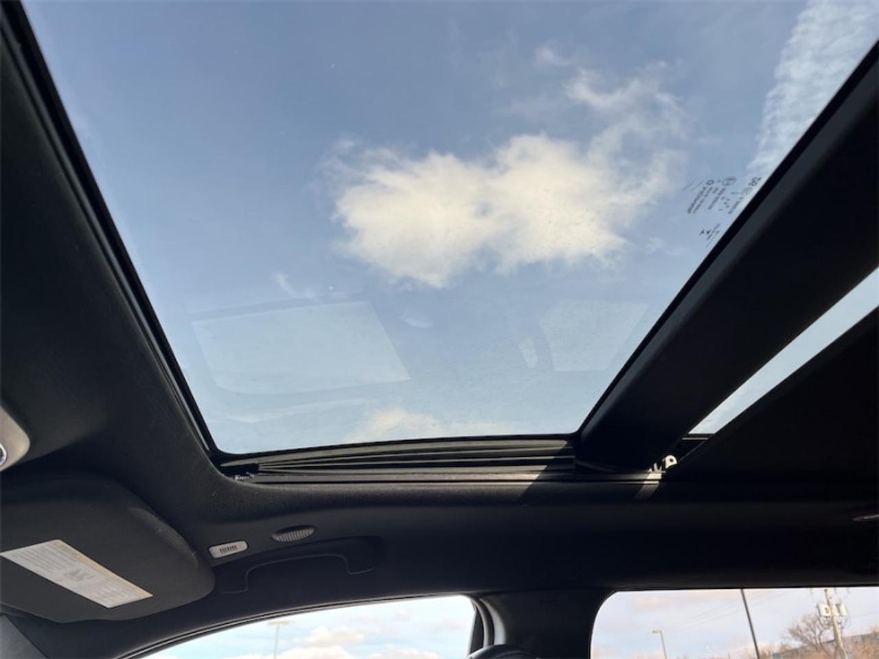 2020 Jeep Grand Cherokee Limited  - Leather Seats Photo5