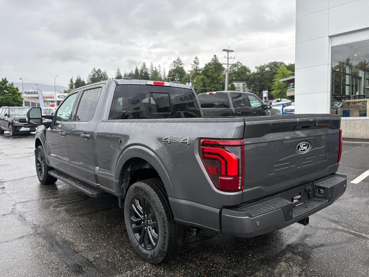 2026 Ford F-150 Lariat Photo2