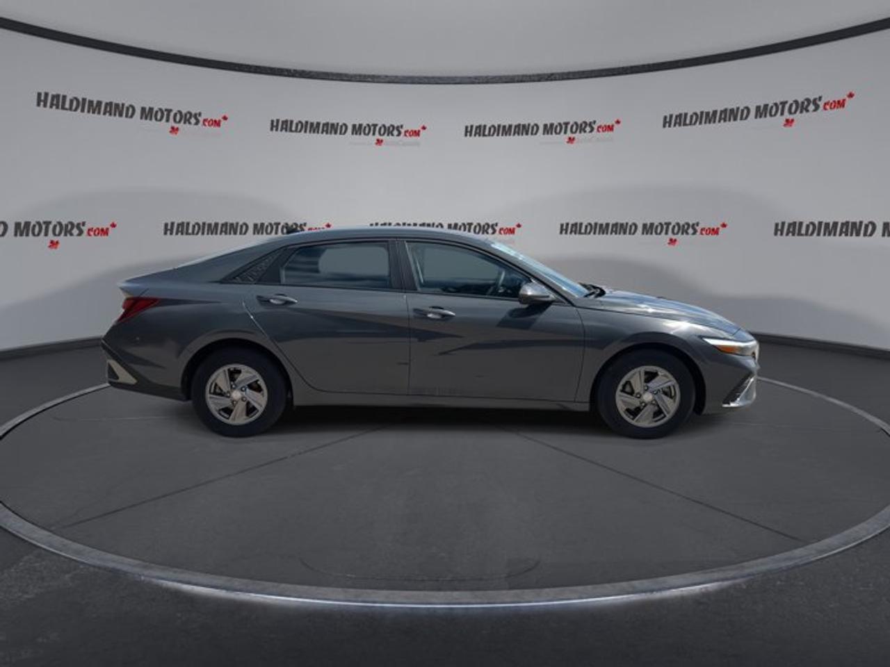 2025 Hyundai Elantra Essential | No accidents | Heated Steering Photo