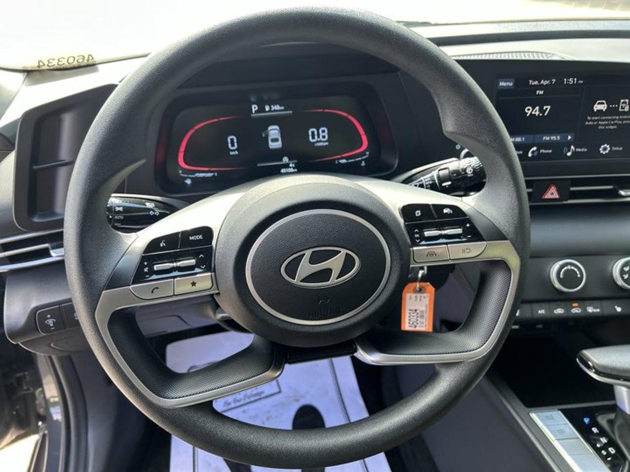 2025 Hyundai Elantra Essential | No accidents | Heated Steering Photo