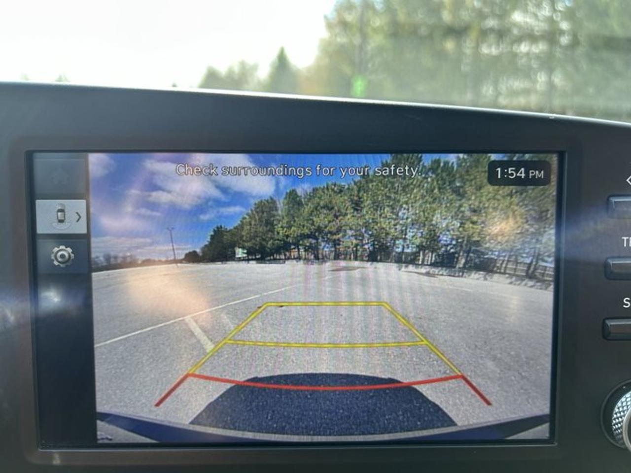 2025 Hyundai Elantra Essential | No accidents | Heated Steering Photo