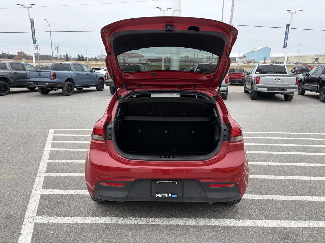 2023 Kia Rio5 LX+ Photo