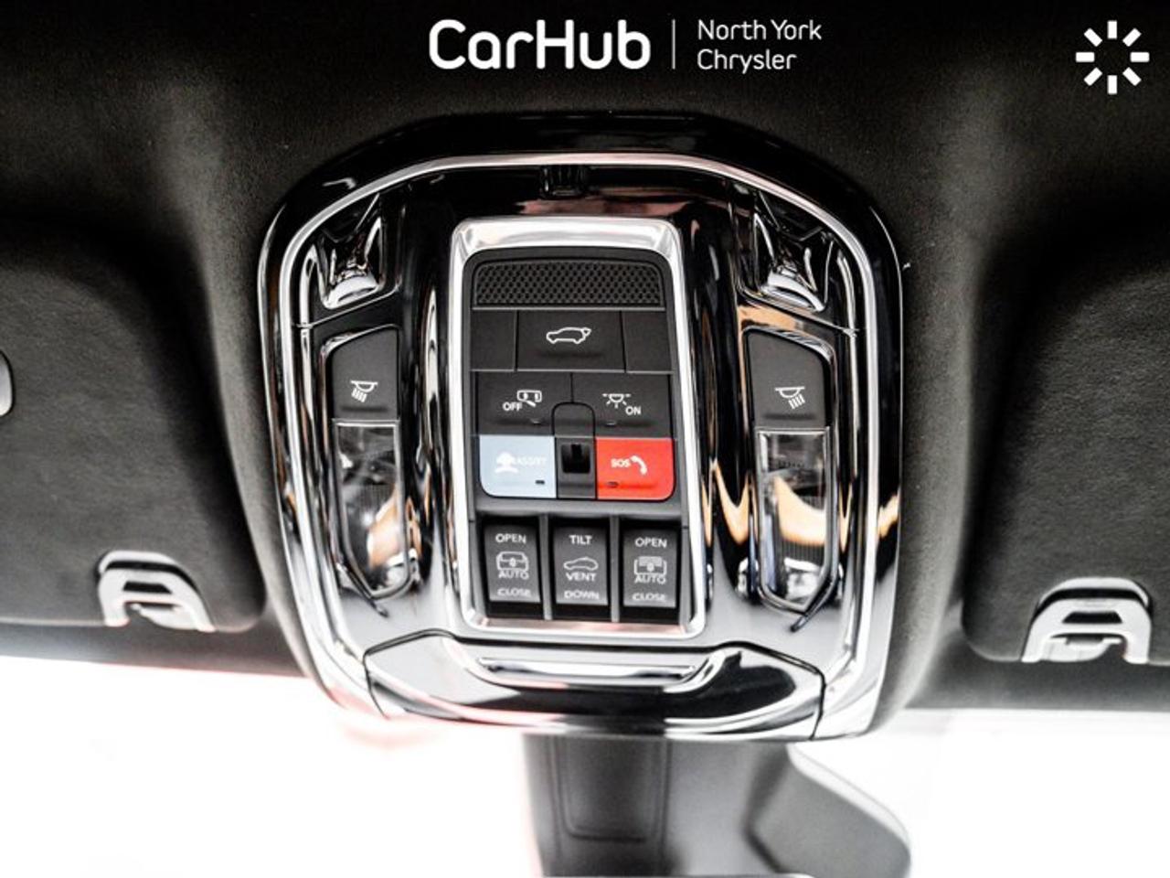 2024 Jeep Grand Wagoneer Series III Photo