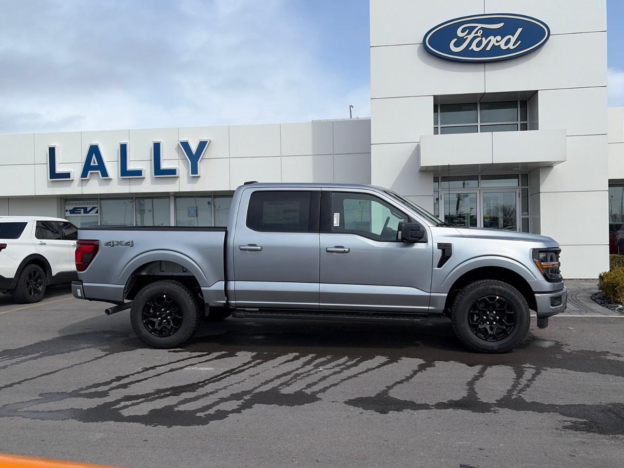 2026 Ford F-150 XLT 4WD SuperCrew 5.5' Box Photo