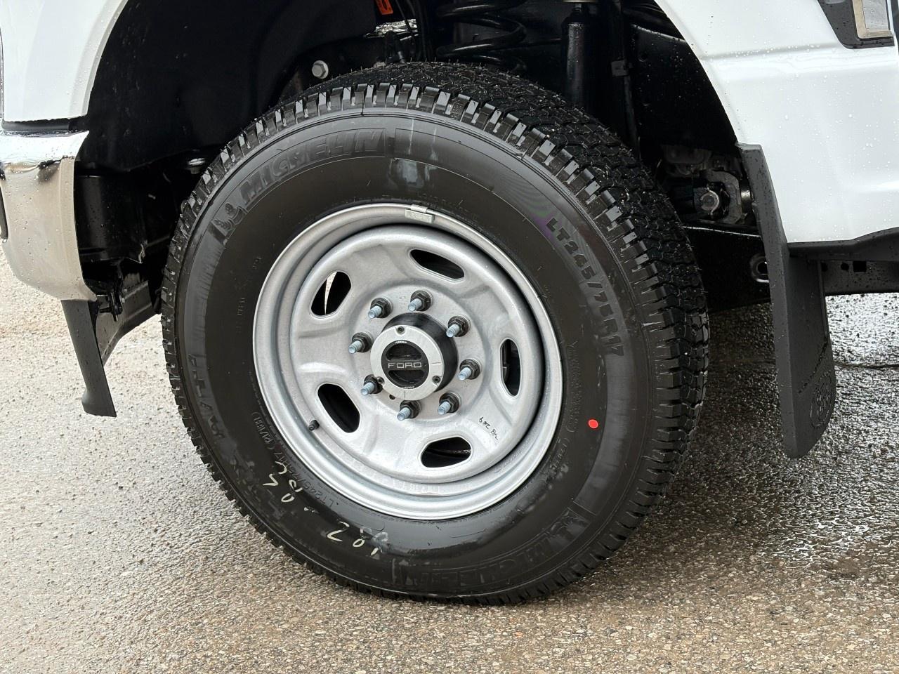 2026 Ford F-250 Super Duty SRW XL 4WD CREW CAB 8' BOX Photo