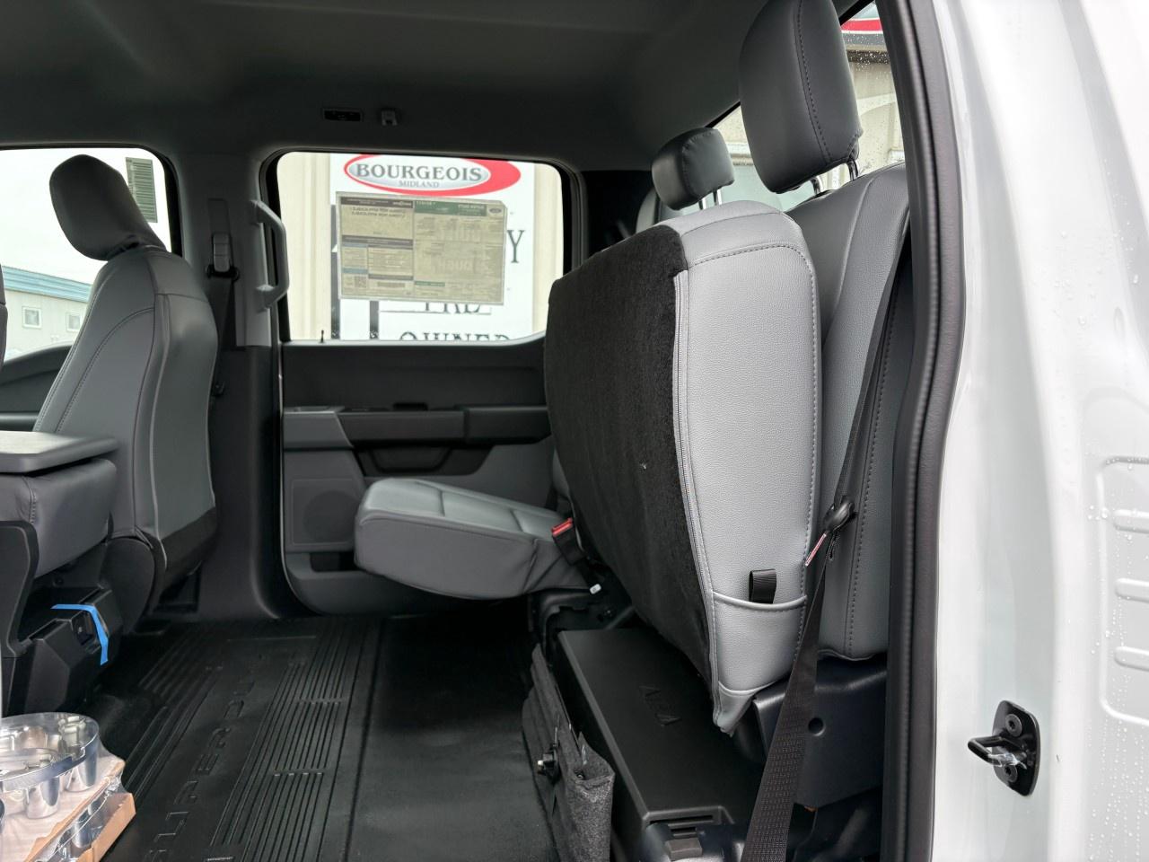 2026 Ford F-250 Super Duty SRW XL 4WD CREW CAB 8' BOX Photo