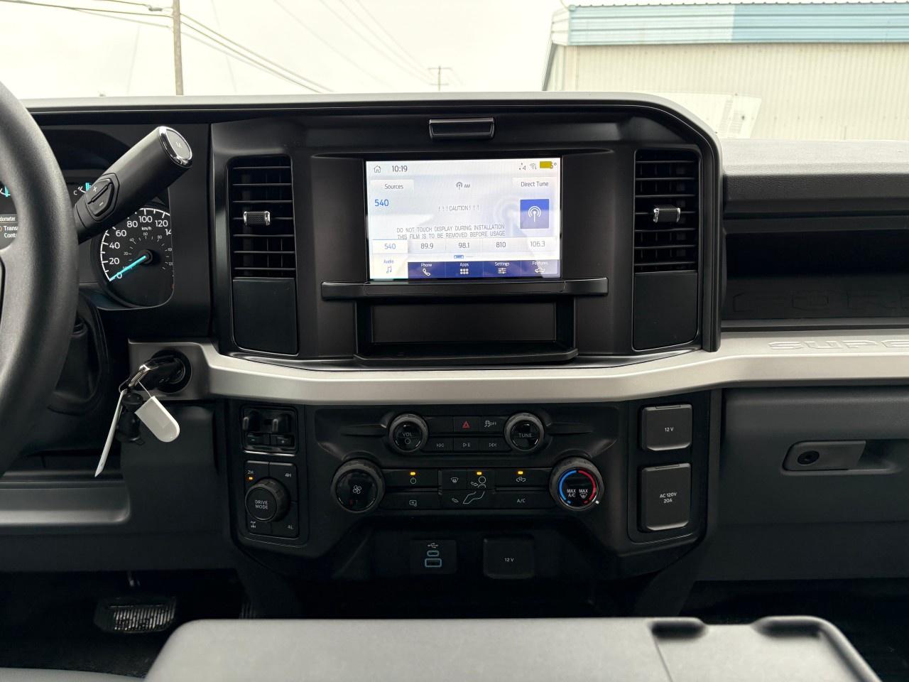 2026 Ford F-250 Super Duty SRW XL 4WD CREW CAB 8' BOX Photo