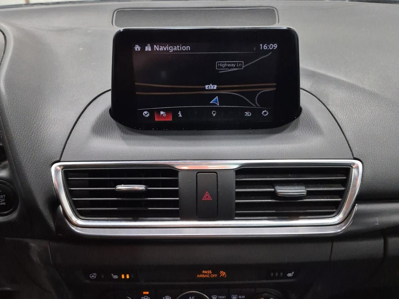 2018 Mazda MAZDA3 GT Photo