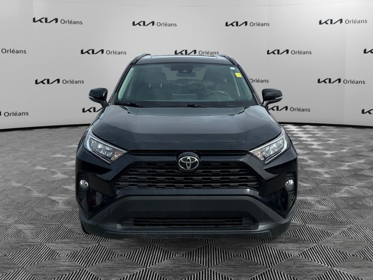 2021 Toyota RAV4 XLE AWD Photo