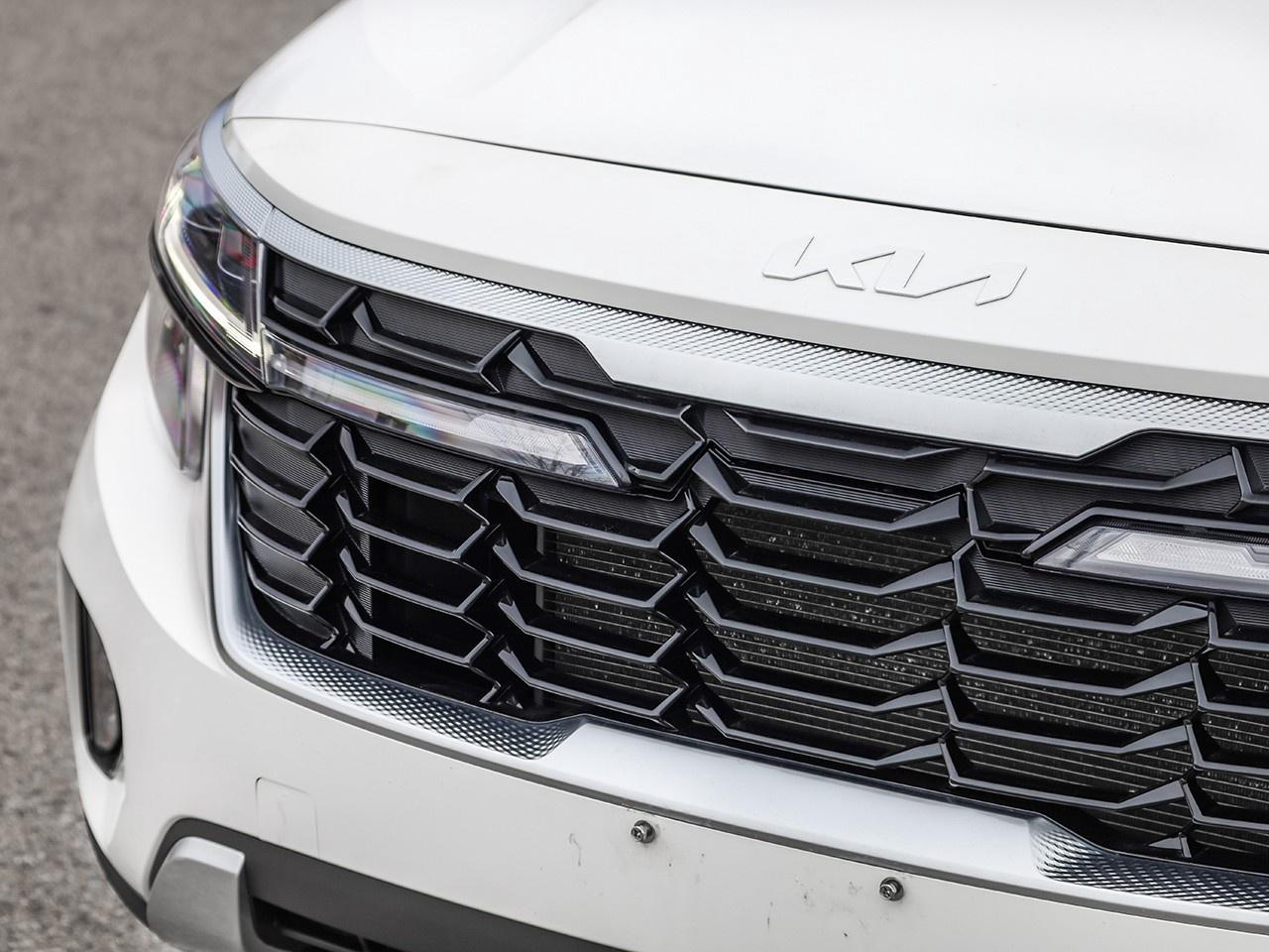 2025 Kia Seltos EX Photo