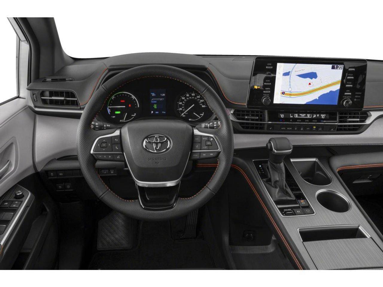 2022 Toyota Sienna XSE 7-Passenger Photo