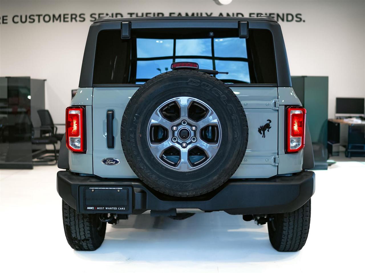 2024 Ford Bronco BIG BEND | 4X4 | HARD TOP | LTHR | NO ACCIDENTS | ONE OWNER Photo