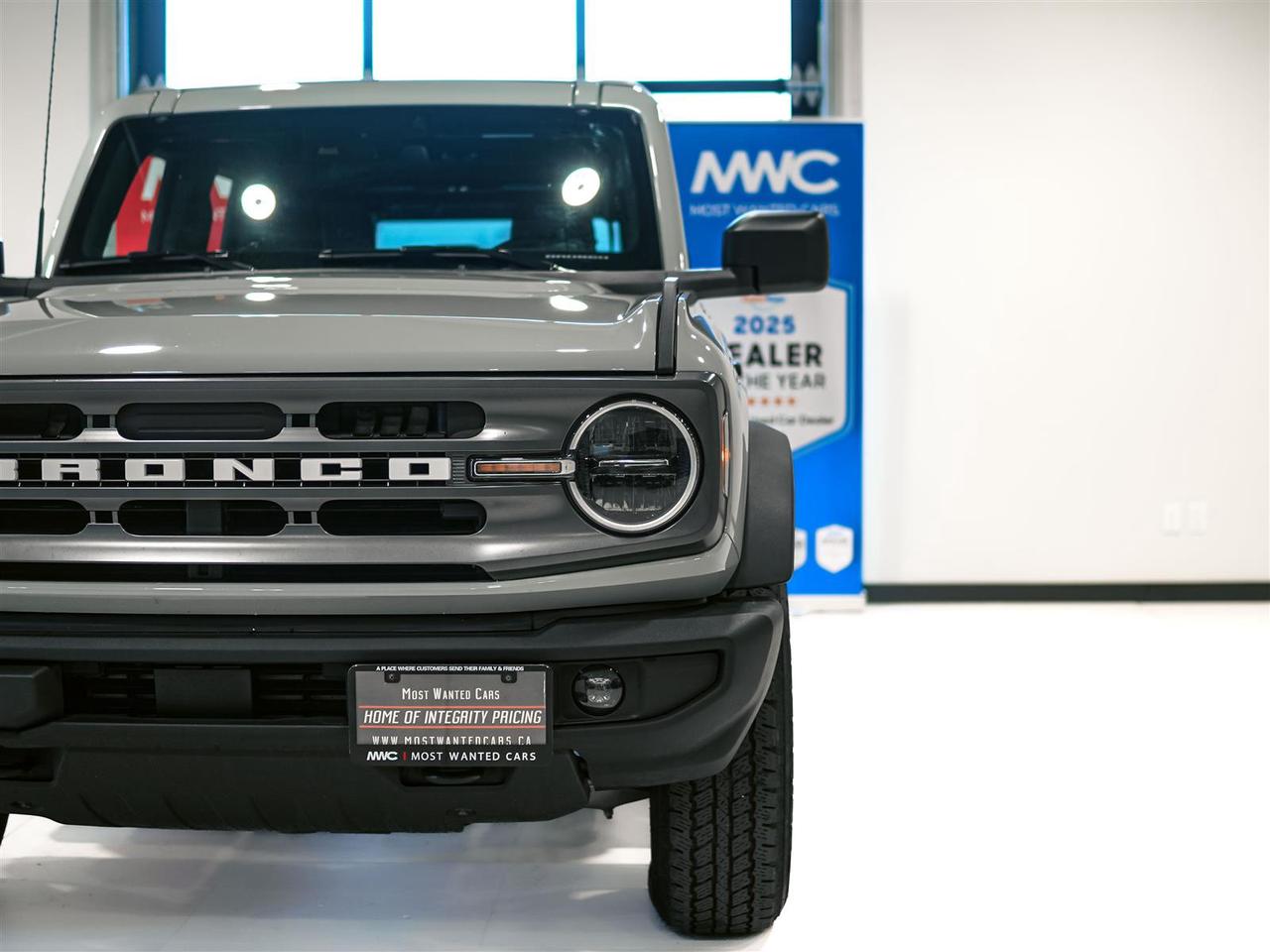 2024 Ford Bronco BIG BEND | 4X4 | HARD TOP | LTHR | NO ACCIDENTS | ONE OWNER Photo
