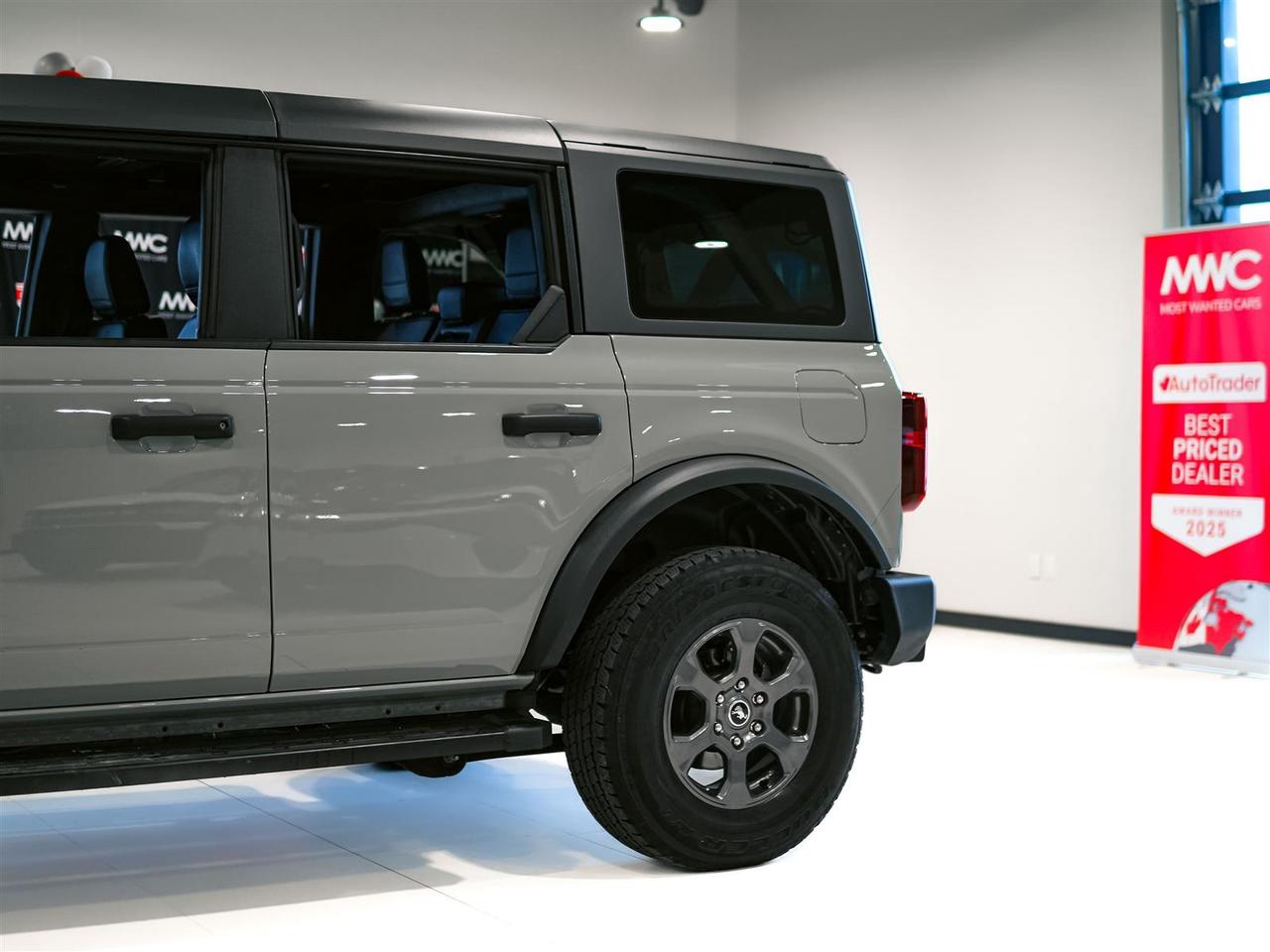 2024 Ford Bronco BIG BEND | 4X4 | HARD TOP | LTHR | NO ACCIDENTS | ONE OWNER Photo