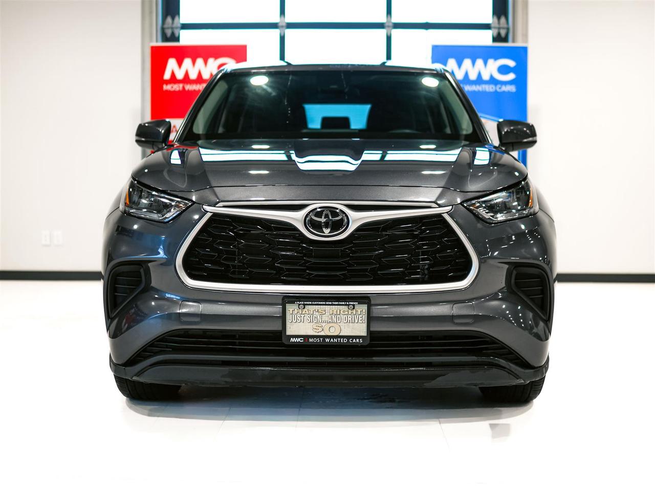 2022 Toyota Highlander LE AWD | NO ACCIDENTS | TOYOTA SERVICED Photo2