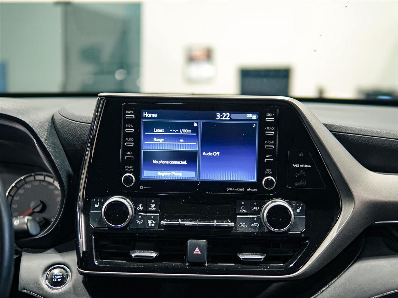 2022 Toyota Highlander LE AWD | NO ACCIDENTS | TOYOTA SERVICED Photo