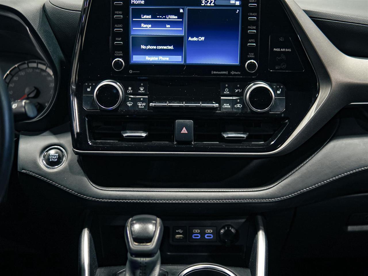 2022 Toyota Highlander LE AWD | NO ACCIDENTS | TOYOTA SERVICED Photo