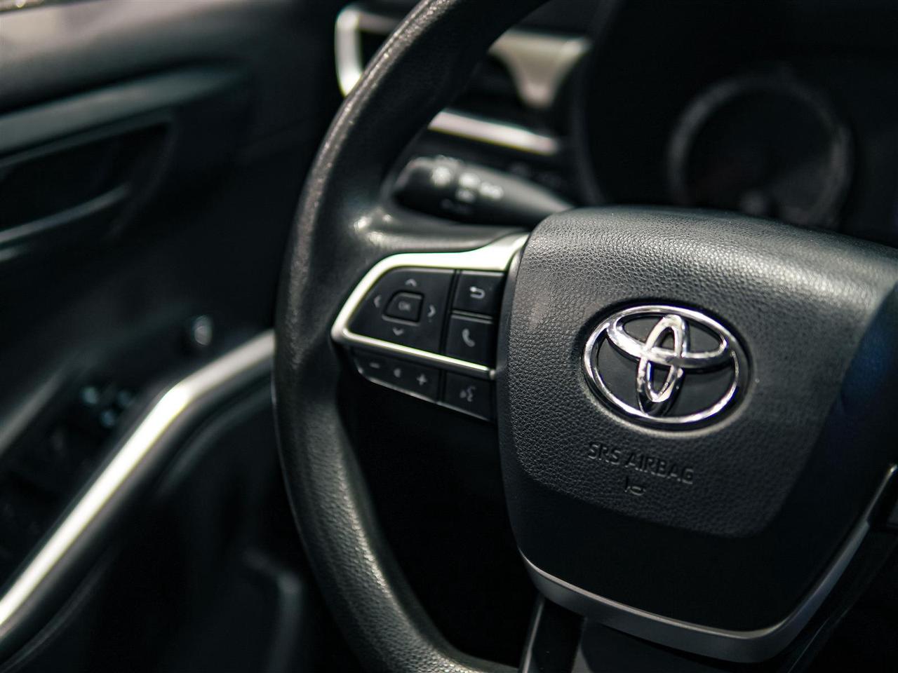 2022 Toyota Highlander LE AWD | NO ACCIDENTS | TOYOTA SERVICED Photo