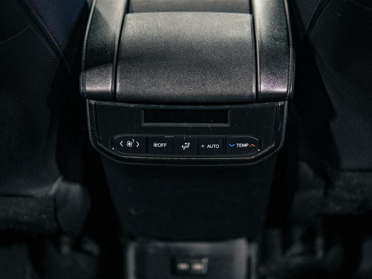 2022 Toyota Highlander LE AWD | NO ACCIDENTS | TOYOTA SERVICED Photo