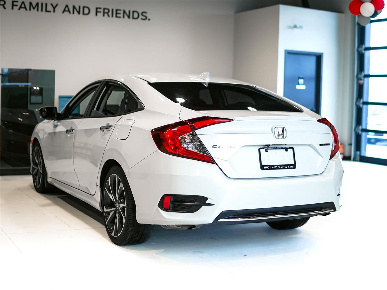 2020 Honda Civic TOURING | NO ACCIDENTS | HONDA SERVICED Photo