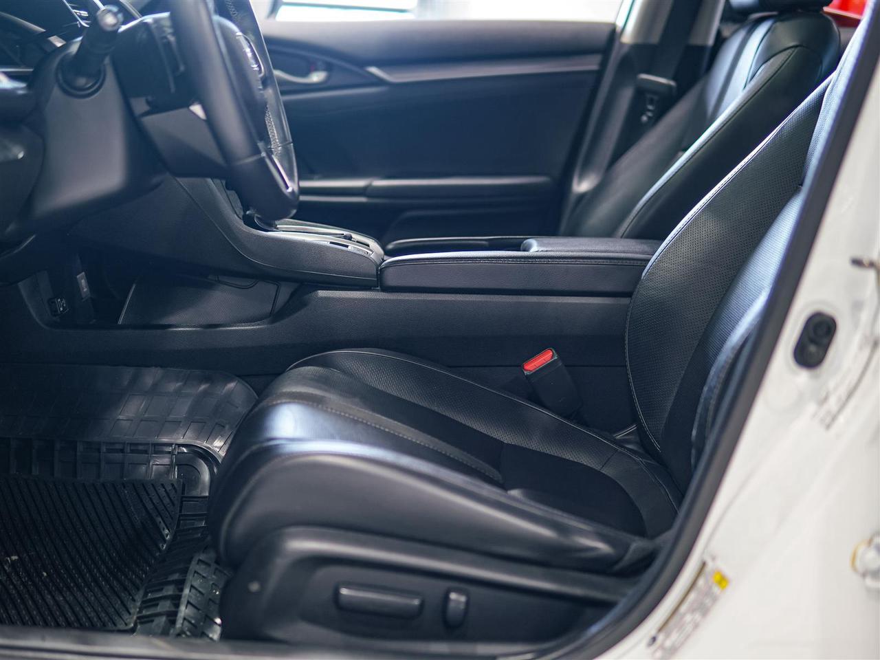 2020 Honda Civic TOURING | NO ACCIDENTS | HONDA SERVICED Photo