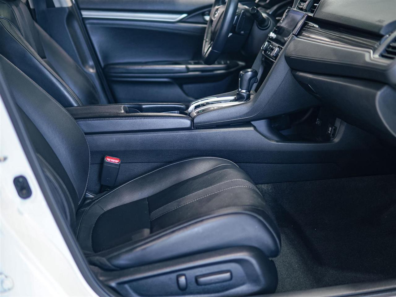 2020 Honda Civic TOURING | NO ACCIDENTS | HONDA SERVICED Photo