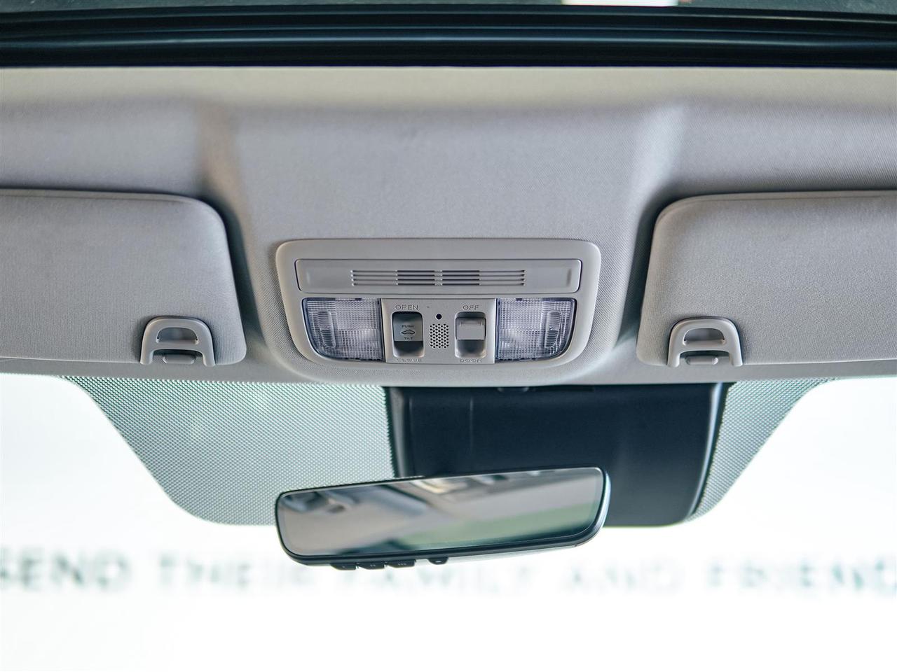 2020 Honda Civic TOURING | NO ACCIDENTS | HONDA SERVICED Photo