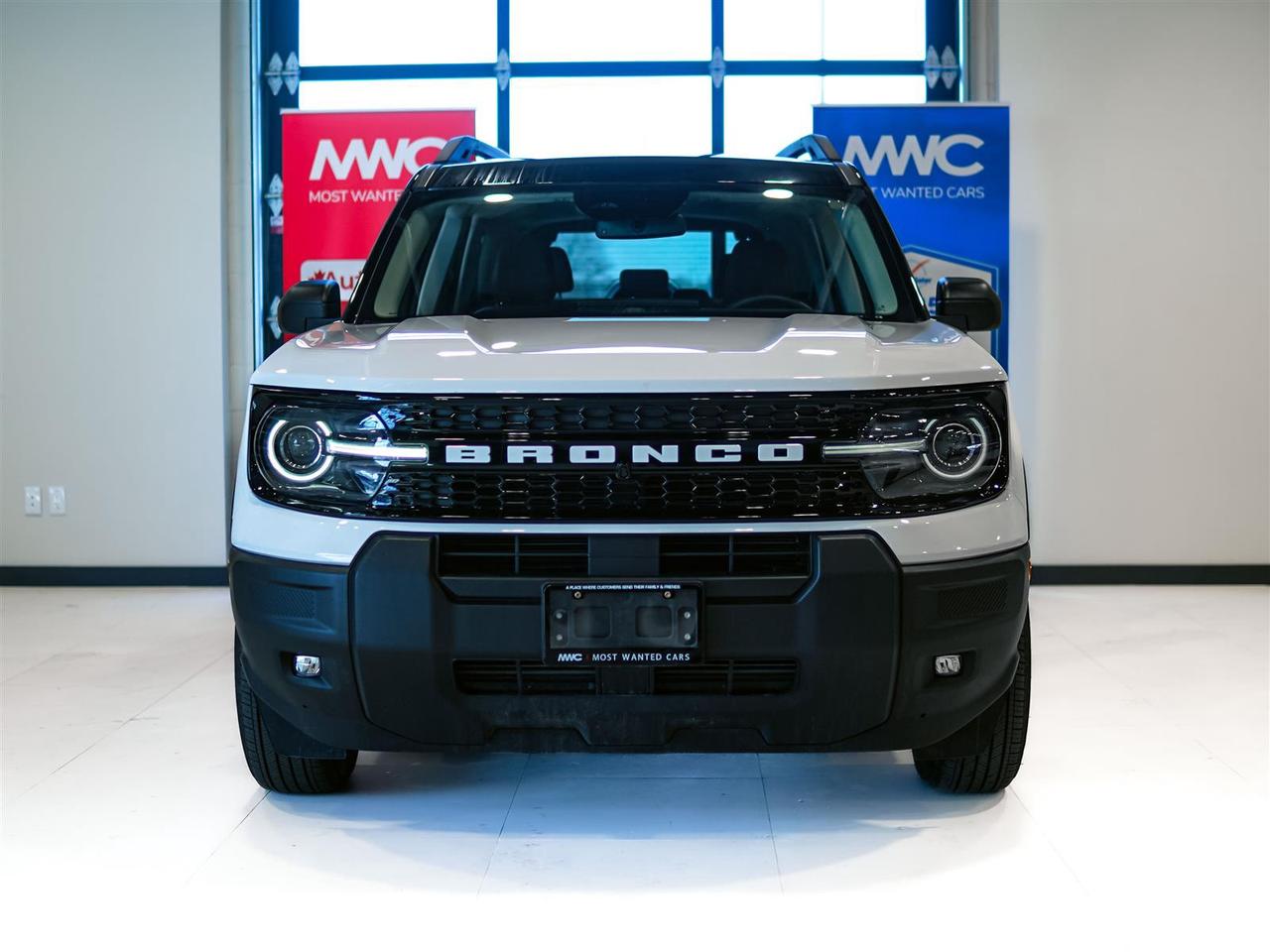 2025 Ford Bronco Sport OUTER BANKS | LEATHER | NO ACCIDENTS Photo2