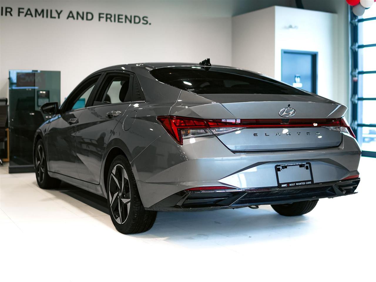 2023 Hyundai Elantra LUXURY | NO ACCIDENTS | 12 SERV RECORDS Photo